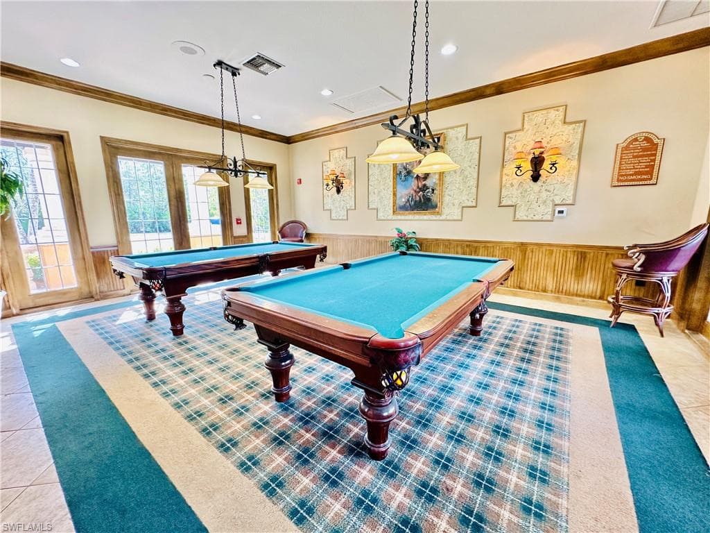 1820 Florida Club CIR 2210-33
