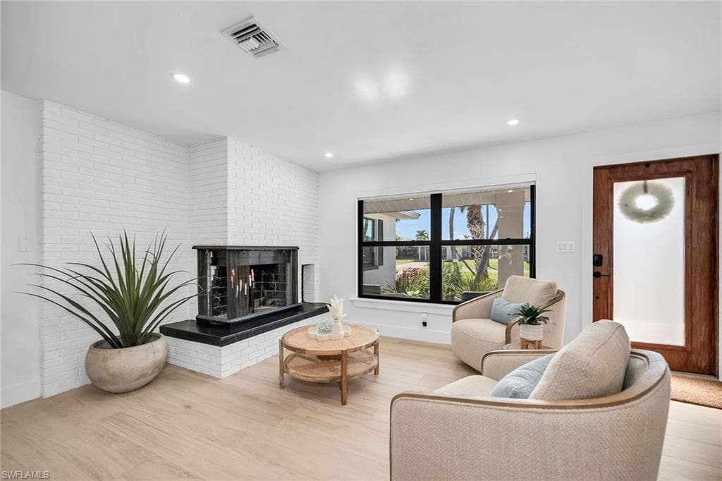 169 Ibis ST, FORT MYERS BEACH FL 33931-16