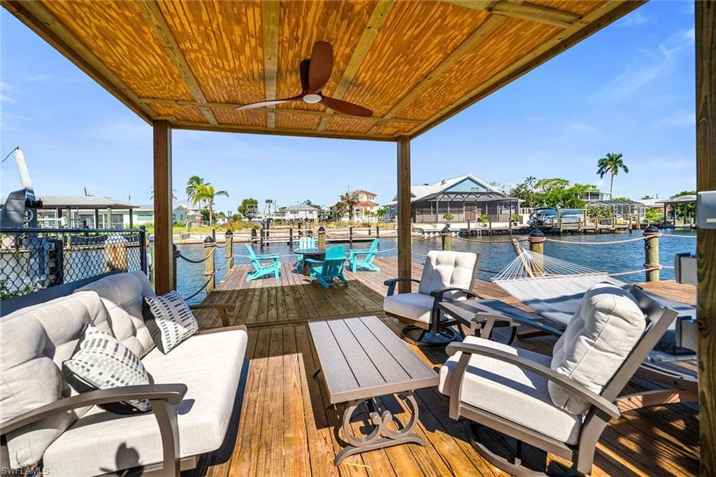 169 Ibis ST, FORT MYERS BEACH FL 33931-32