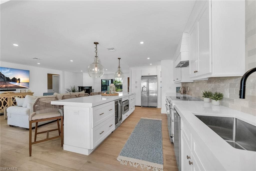 169 Ibis ST, FORT MYERS BEACH FL 33931-10