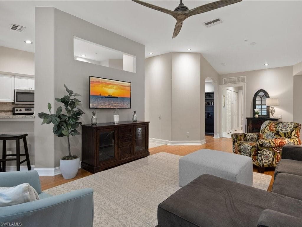 793 Carrick Bend CIR # 202, NAPLES FL 34110-13