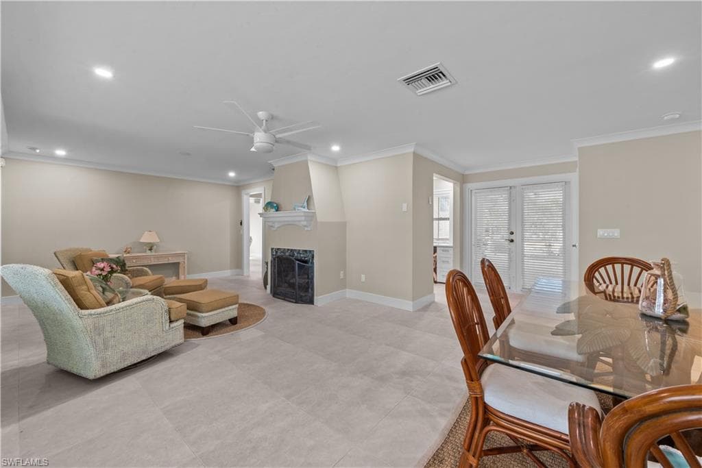 8552 Lagoon RD, FORT MYERS BEACH FL 33931-8