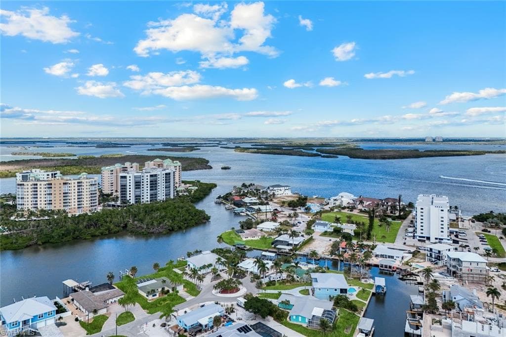 8552 Lagoon RD, FORT MYERS BEACH FL 33931-23