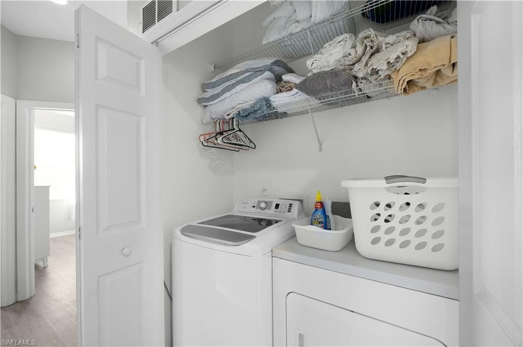 4247 Liron AVE # 201, FORT MYERS FL 33916-21