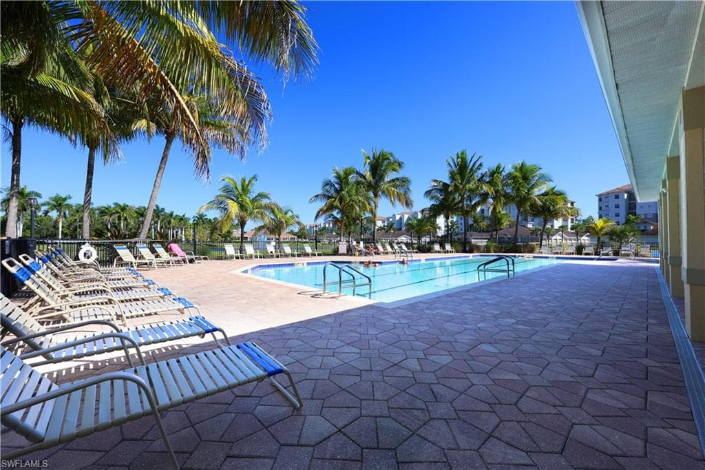 4247 Liron AVE # 201, FORT MYERS FL 33916-23