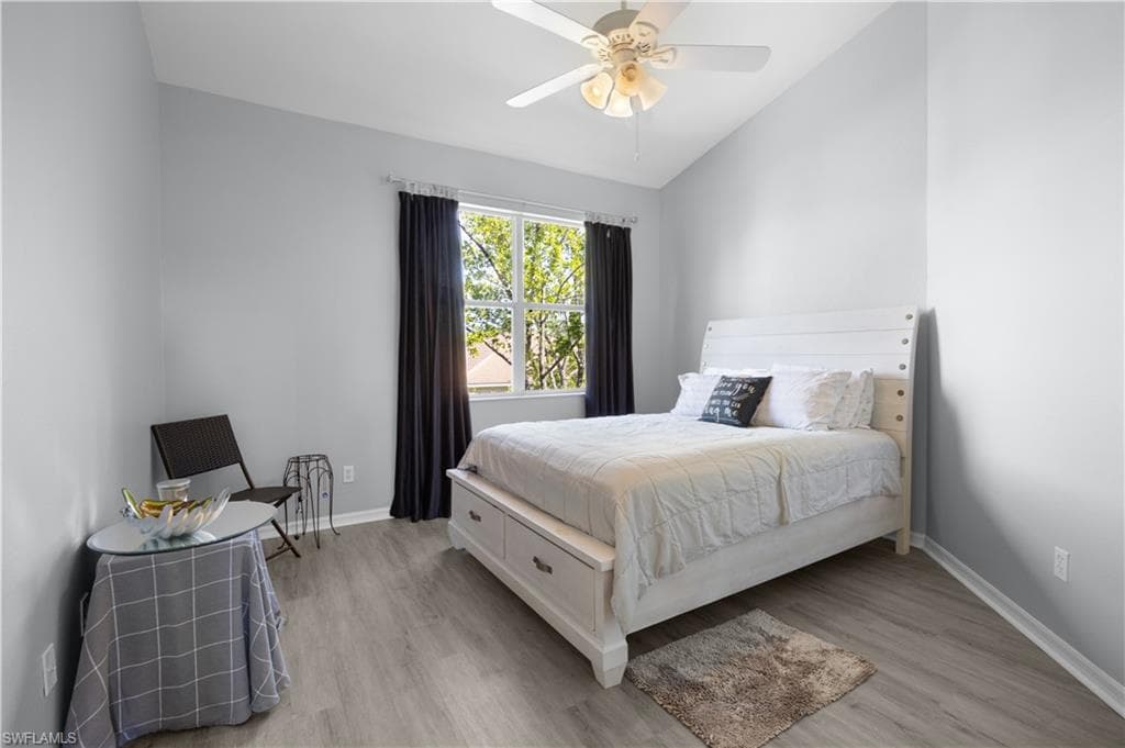 4247 Liron AVE # 201, FORT MYERS FL 33916-10