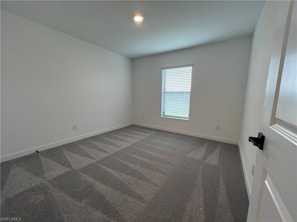 868 Winwood CIR, FORT MYERS FL 33913-19