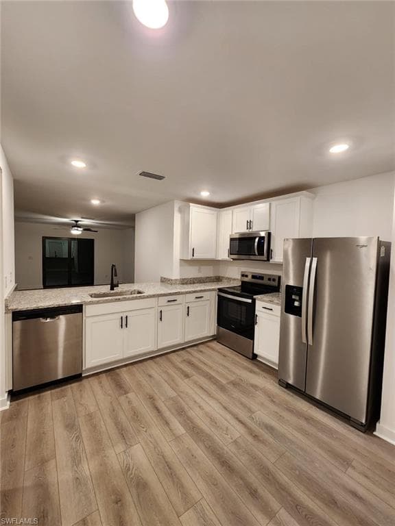 868 Winwood CIR, FORT MYERS FL 33913-10