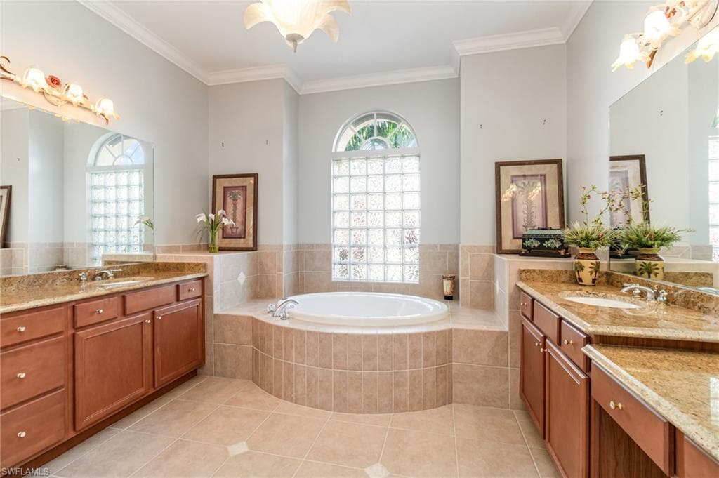 8514 Sedonia CIR, ESTERO FL 33967-15