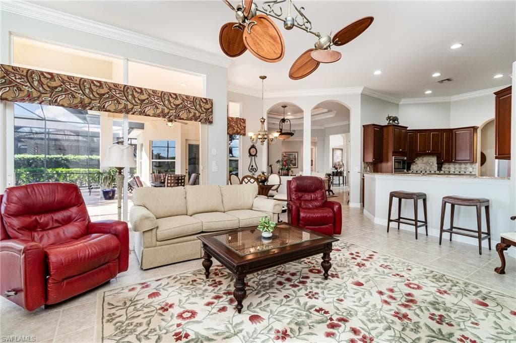 8514 Sedonia CIR, ESTERO FL 33967-3