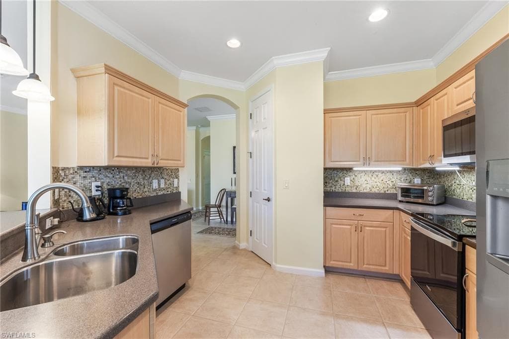 17465 Old Harmony DR # 101, FORT MYERS FL 33908-9