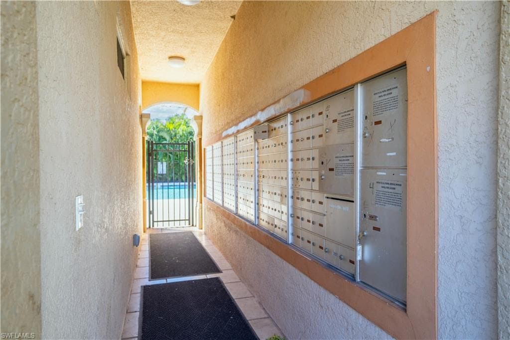4110 Castilla CIR, FORT MYERS FL 33916-16