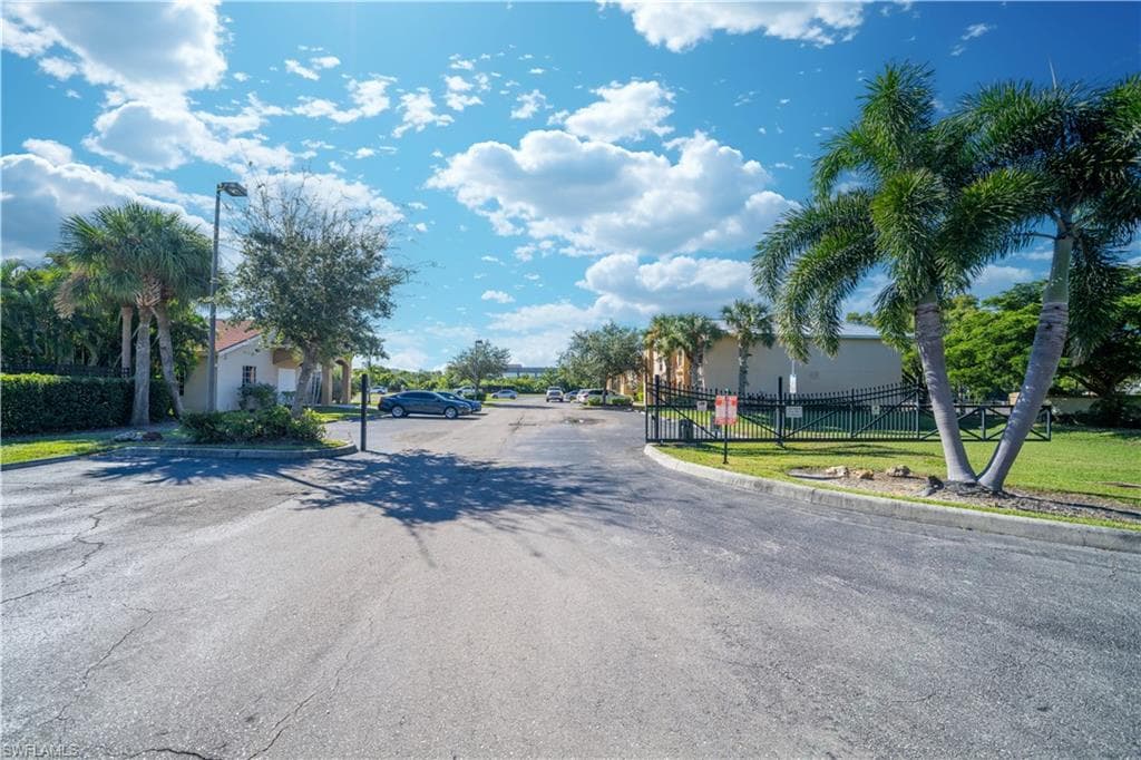 4110 Castilla CIR, FORT MYERS FL 33916-19
