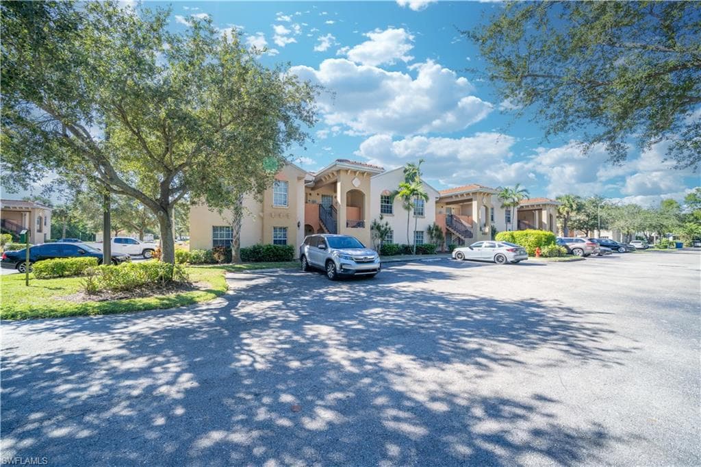 4110 Castilla CIR, FORT MYERS FL 33916-8