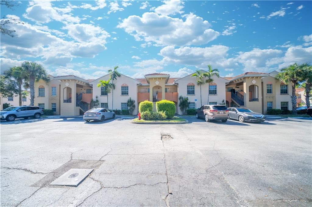 4110 Castilla CIR, FORT MYERS FL 33916-7