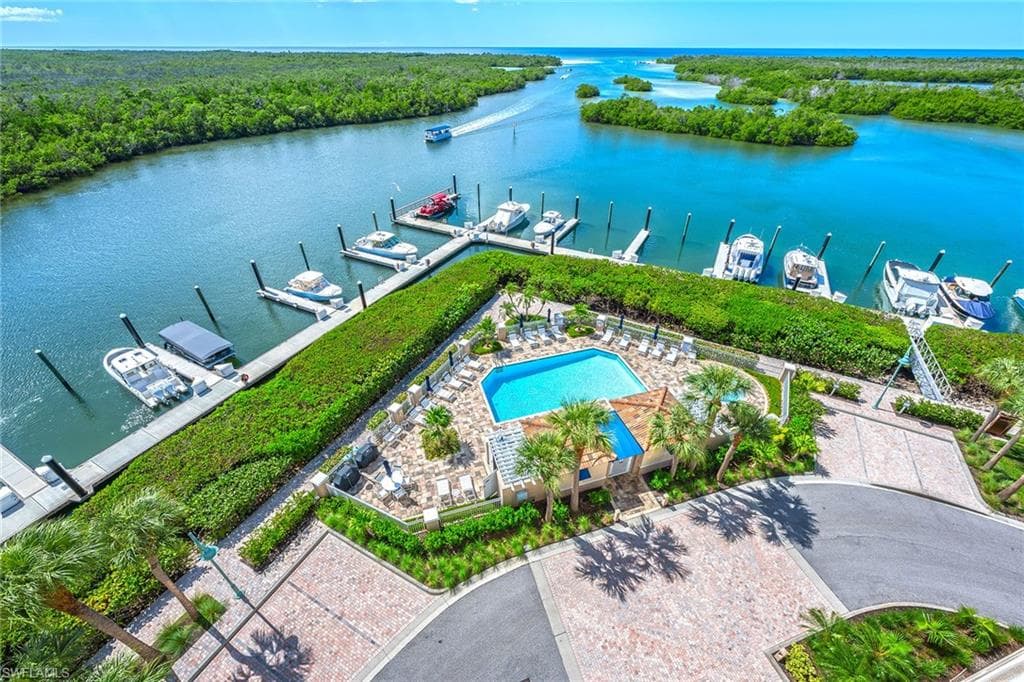 425 Dockside DR # 804, NAPLES FL 34110-45