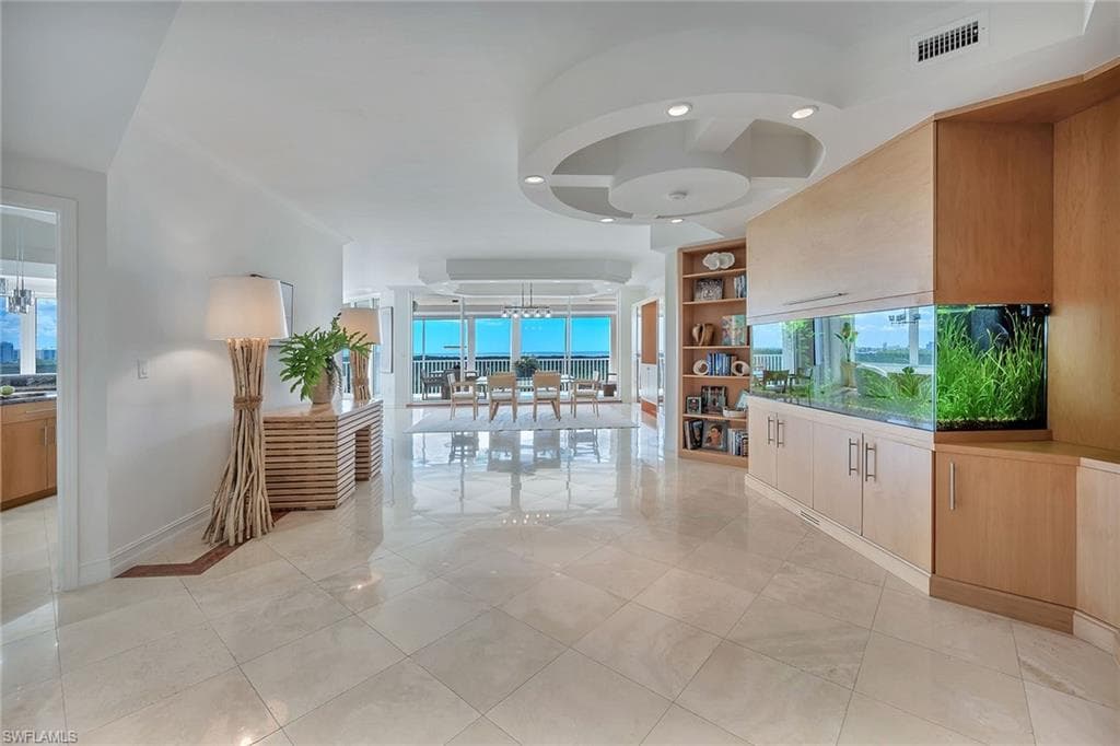 425 Dockside DR # 804, NAPLES FL 34110-2