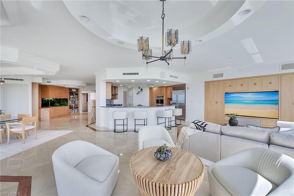 425 Dockside DR # 804, NAPLES FL 34110-8