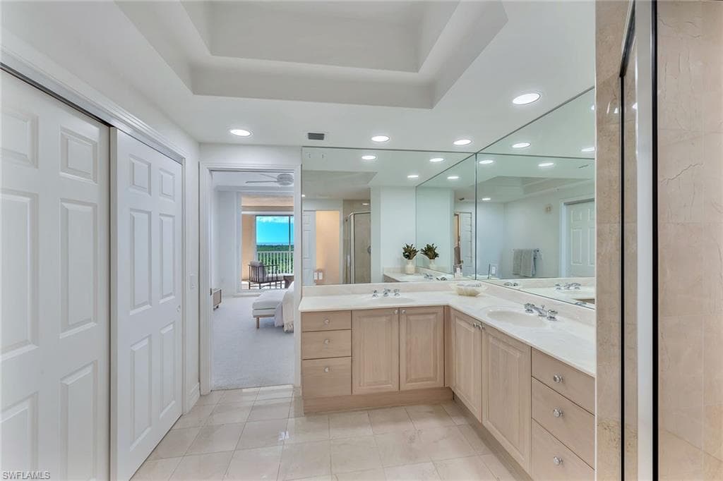 425 Dockside DR # 804, NAPLES FL 34110-37