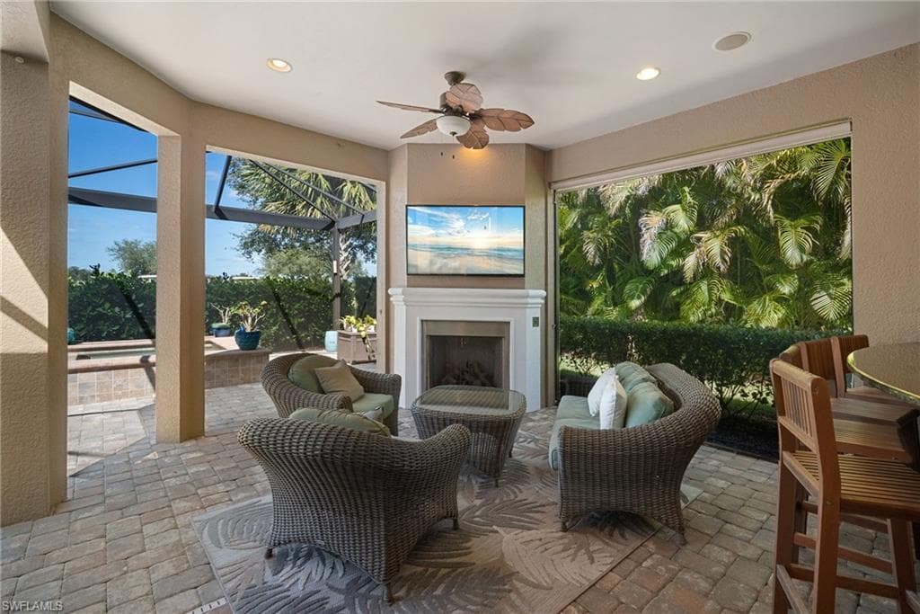 3307 Chestnut Grove DR, ALVA FL 33920-41