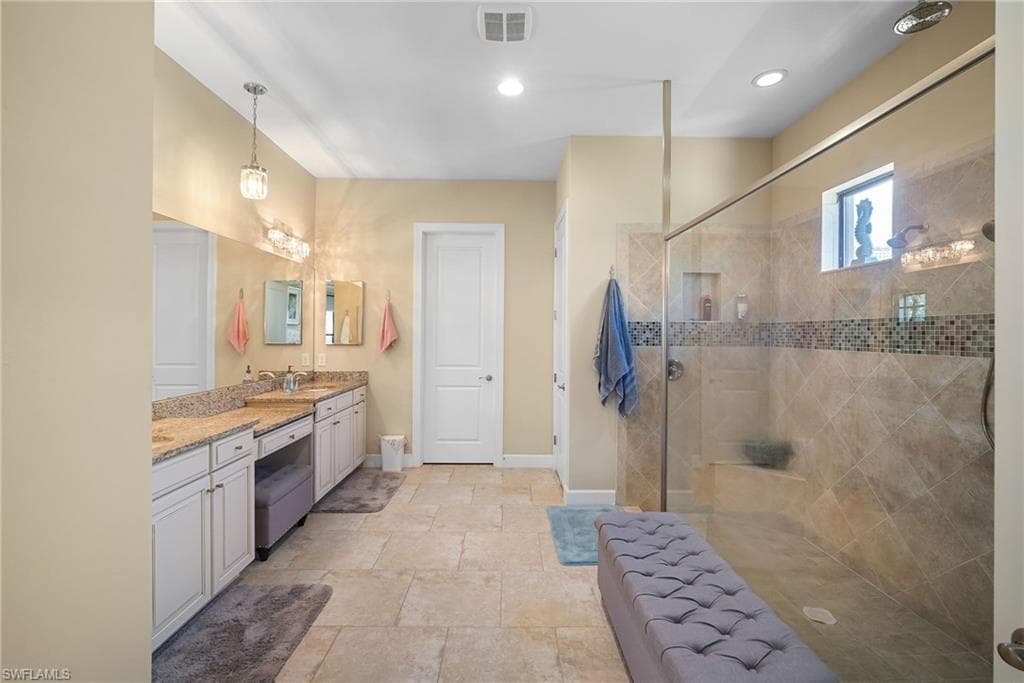 3307 Chestnut Grove DR, ALVA FL 33920-23