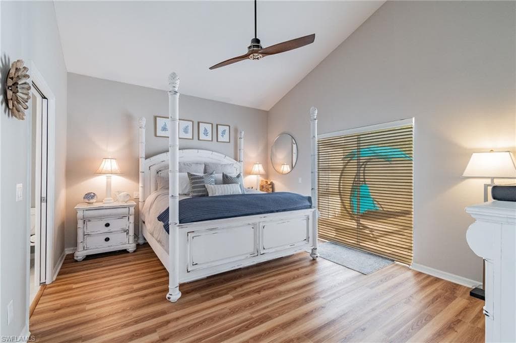 102 Palm Frond CT, NAPLES FL 34104-17