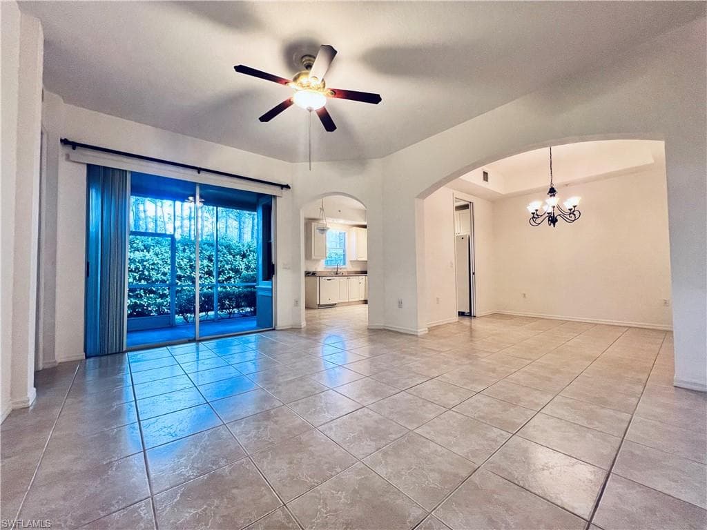 1435 MARIPOSA CIR # 102, NAPLES FL 34105-3