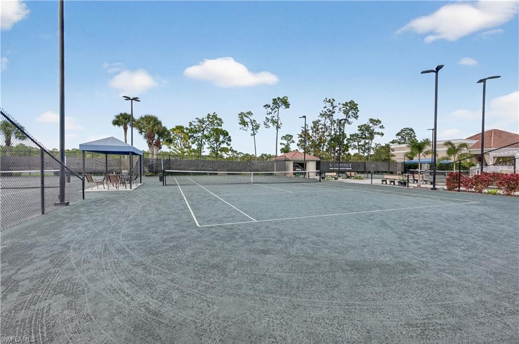 8223 Parkstone PL # 2201, NAPLES FL 34120-38