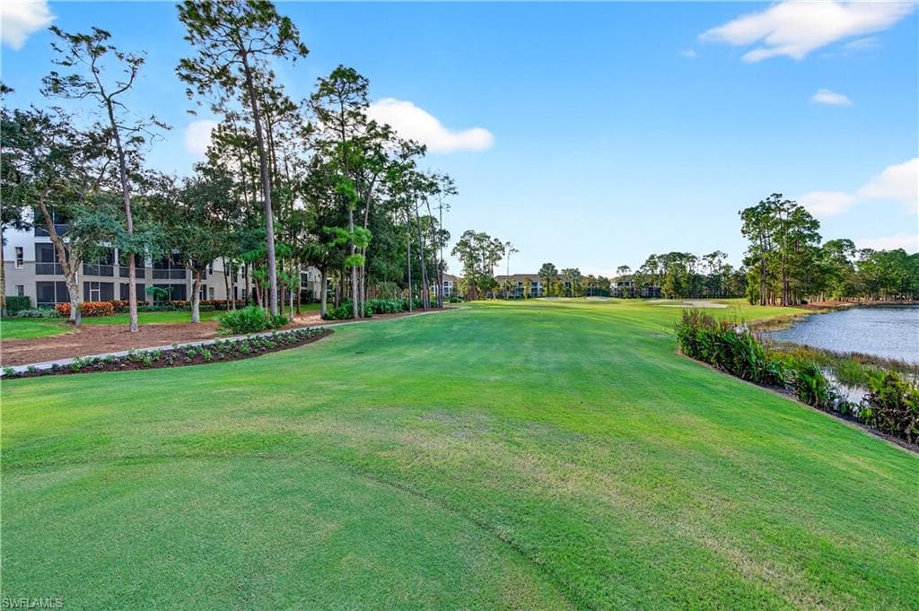 8223 Parkstone PL # 2201, NAPLES FL 34120-28