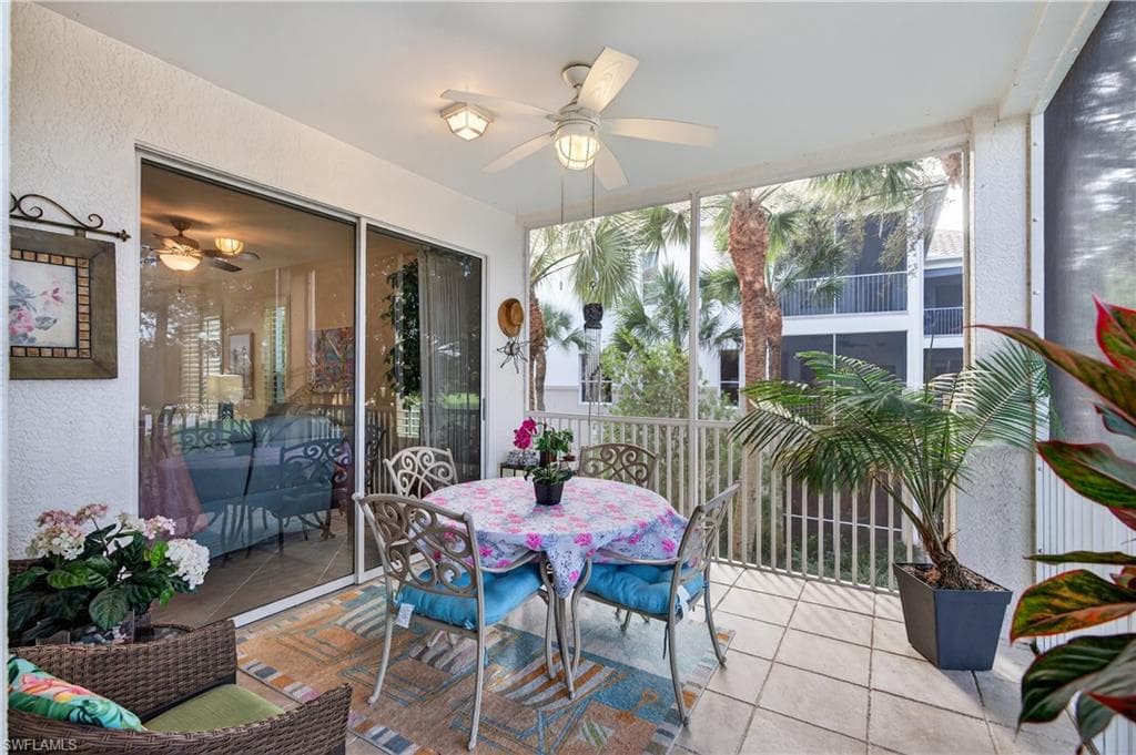 8223 Parkstone PL # 2201, NAPLES FL 34120-24