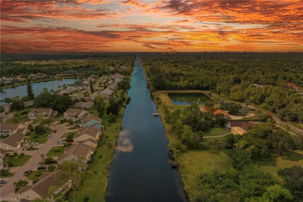 1566 Trafalgar LN # E102, NAPLES FL 34116-31