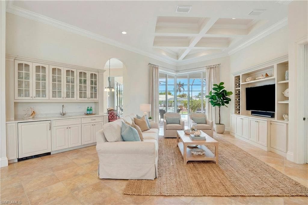 1380 Marlin DR, NAPLES FL 34102-6