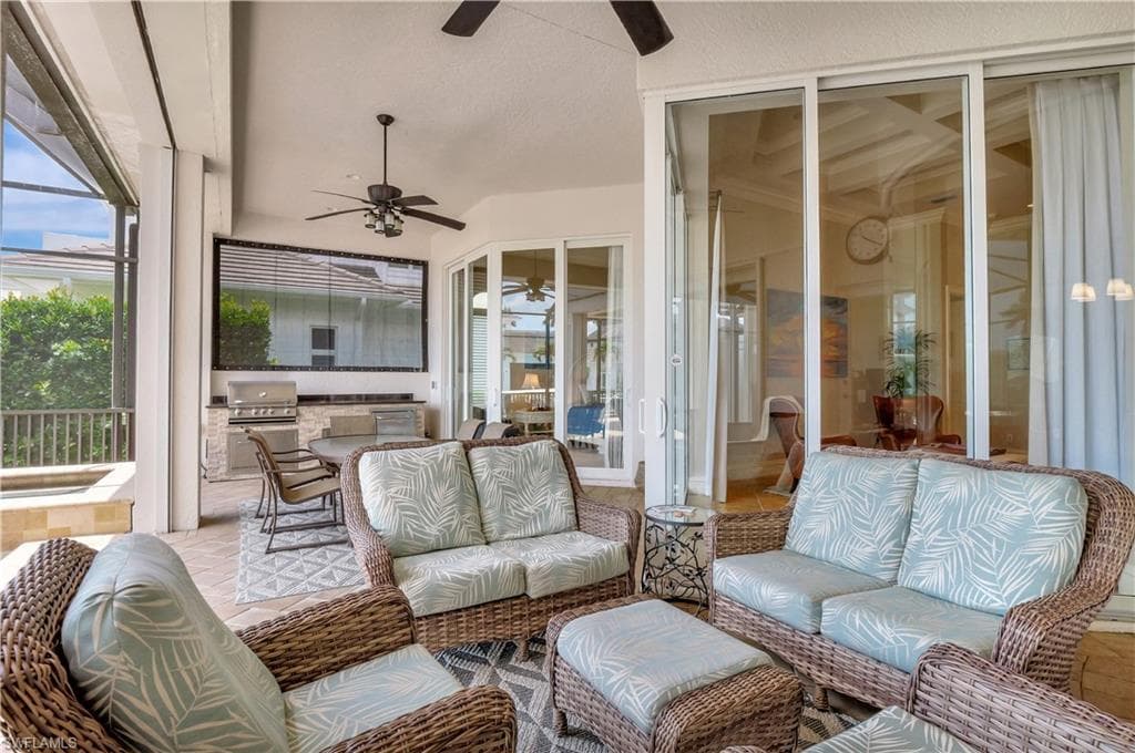 1380 Marlin DR, NAPLES FL 34102-39