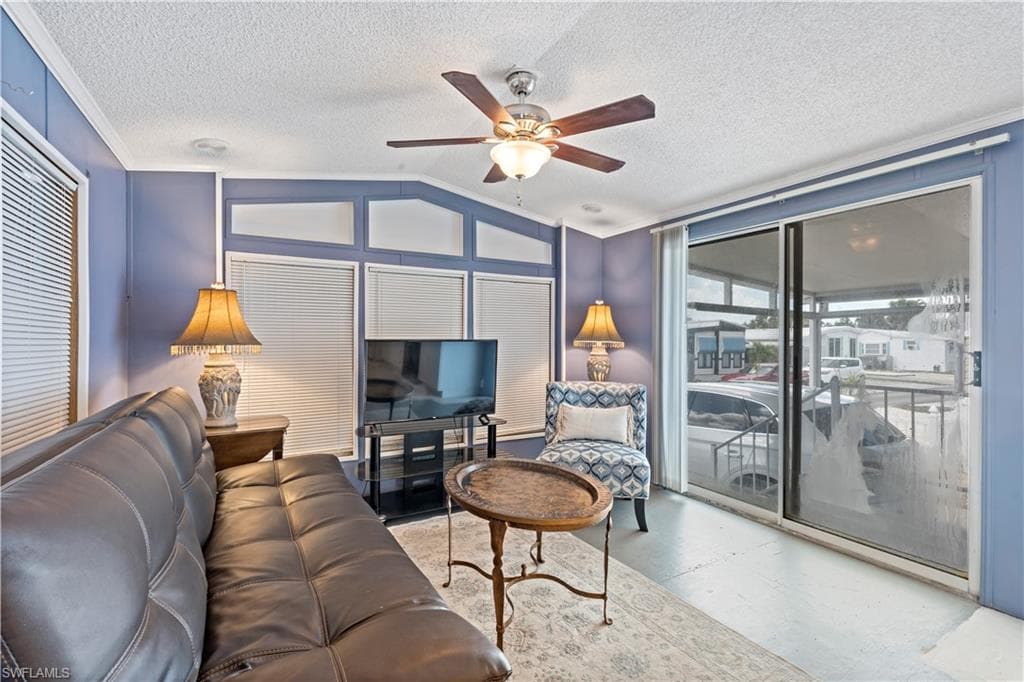 5756 Pink Panther DR, FORT MYERS FL 33908-4