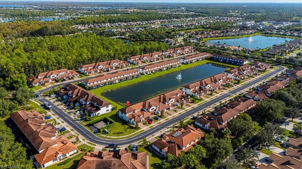 7738 Bristol CIR, NAPLES FL 34120-1