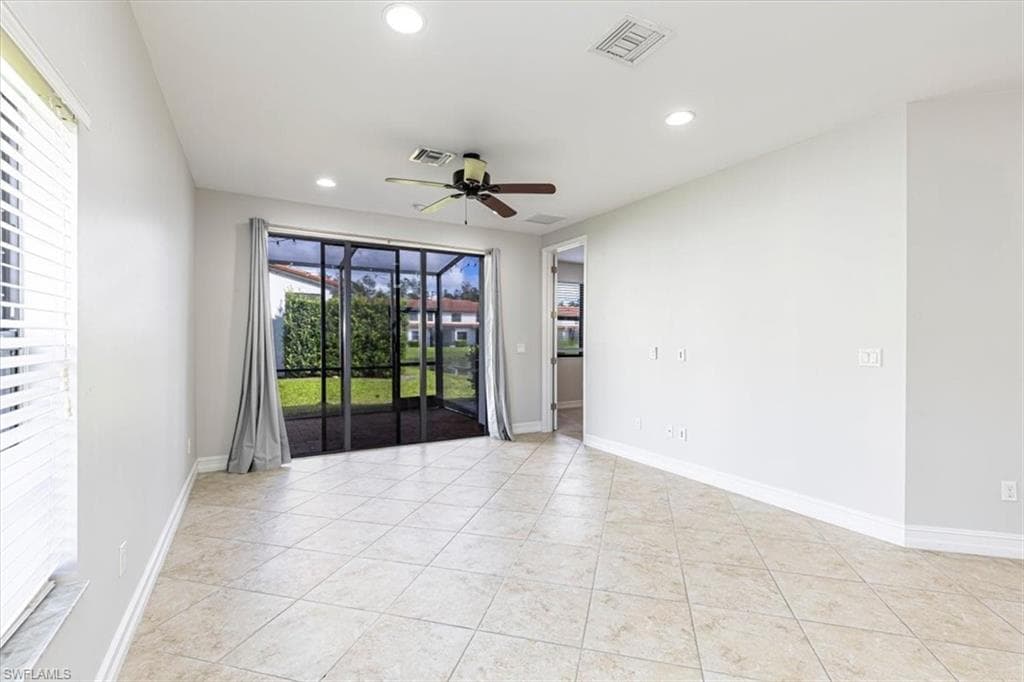 7738 Bristol CIR, NAPLES FL 34120-5