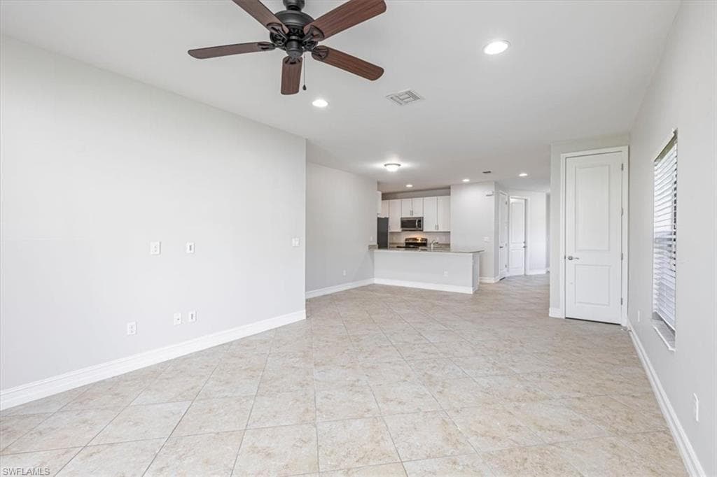 7738 Bristol CIR, NAPLES FL 34120-6