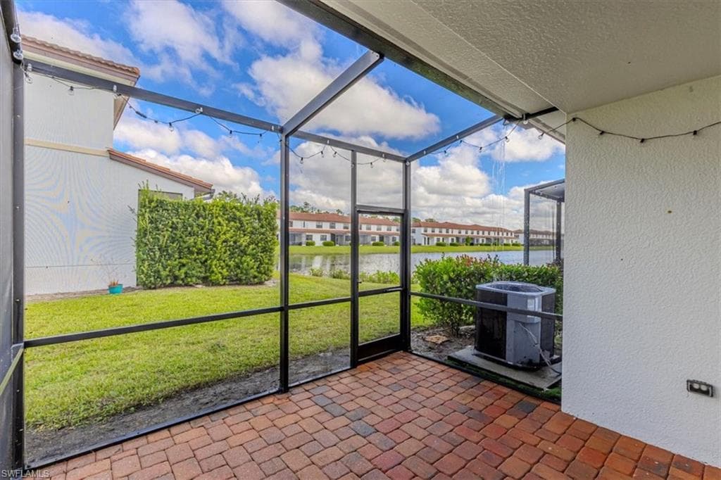 7738 Bristol CIR, NAPLES FL 34120-8