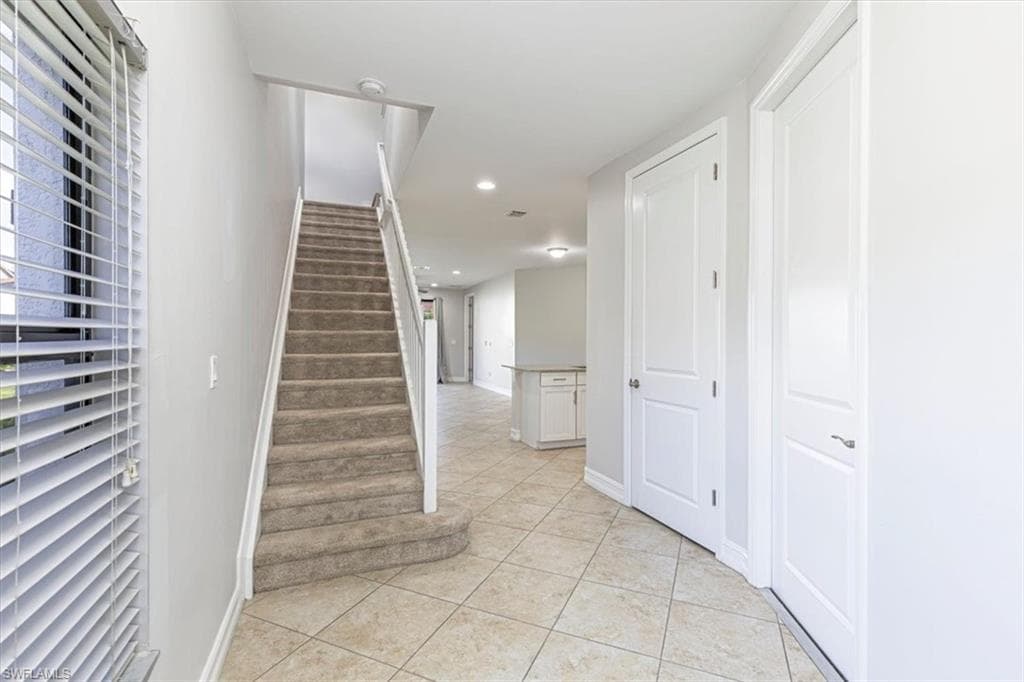 7738 Bristol CIR, NAPLES FL 34120-3