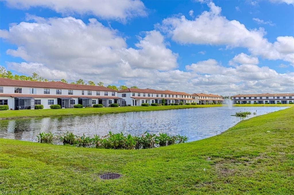 7738 Bristol CIR, NAPLES FL 34120-24