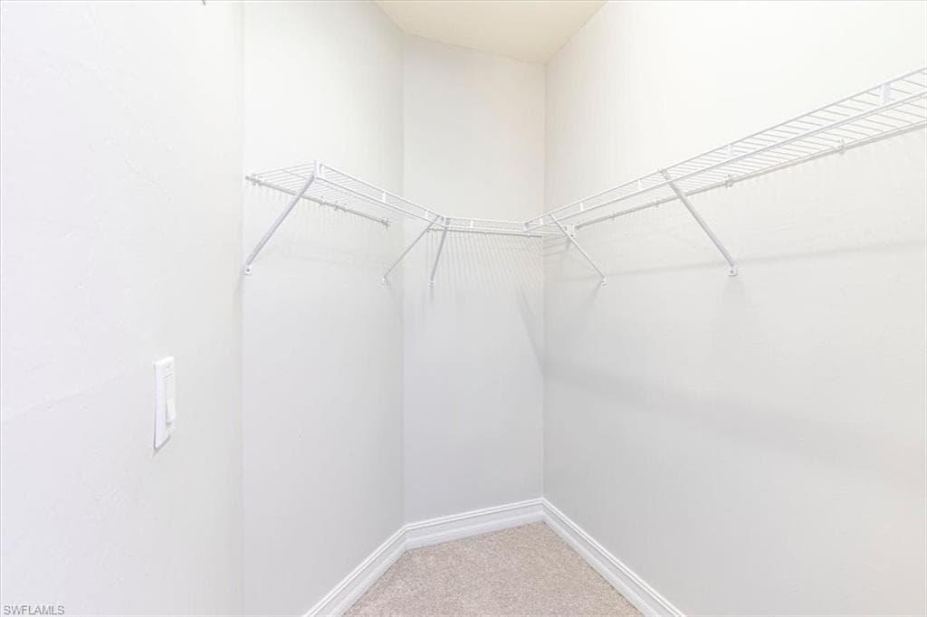 7738 Bristol CIR, NAPLES FL 34120-20