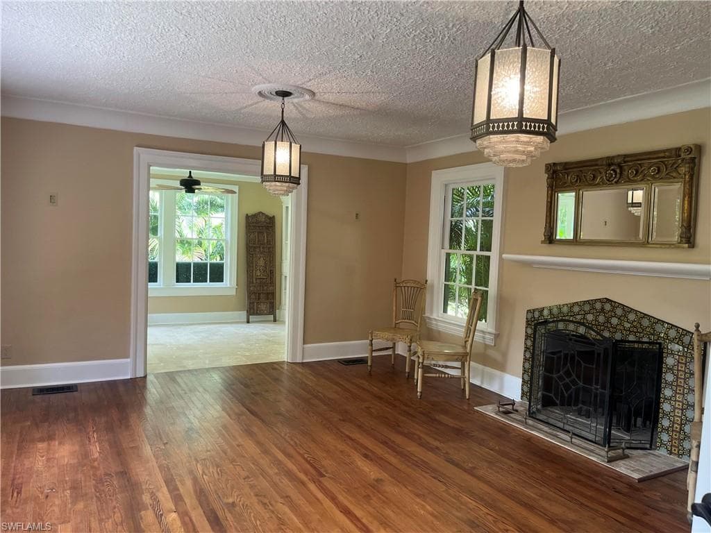 115 Prospect AVE, FORT MYERS FL 33905-5