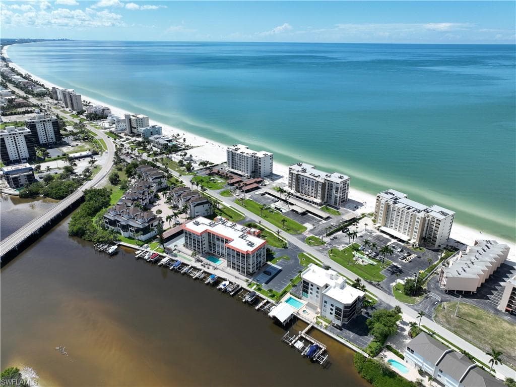 25875 Hickory BLVD # 502, BONITA SPRINGS FL 34134-30