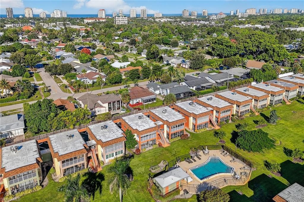 1400 Pompei LN # 53, NAPLES FL 34103-26