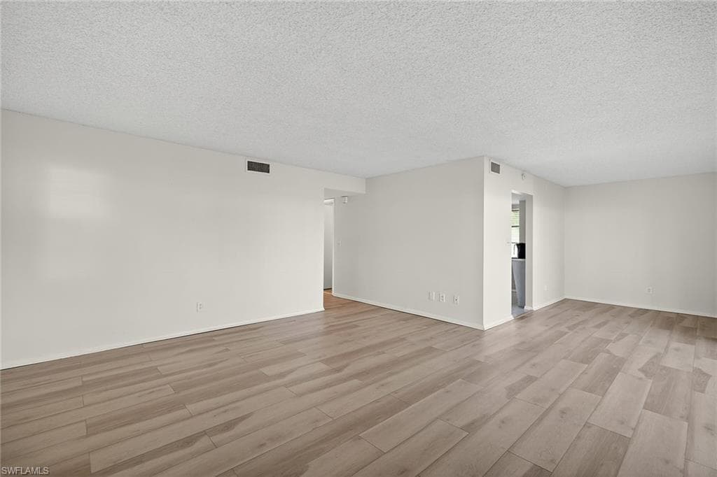 1400 Pompei LN # 53, NAPLES FL 34103-2
