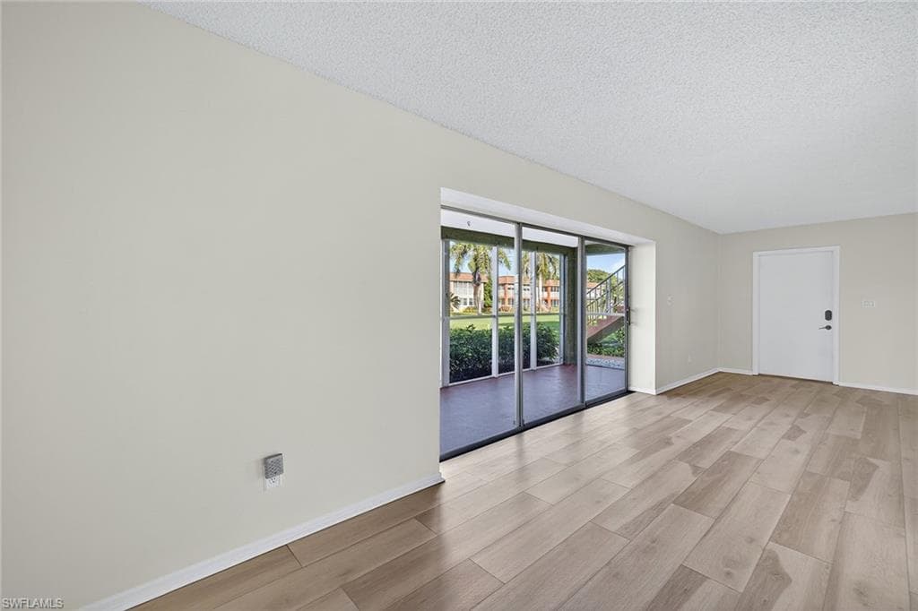 1400 Pompei LN # 53, NAPLES FL 34103-8