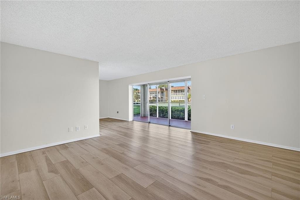 1400 Pompei LN # 53, NAPLES FL 34103-3