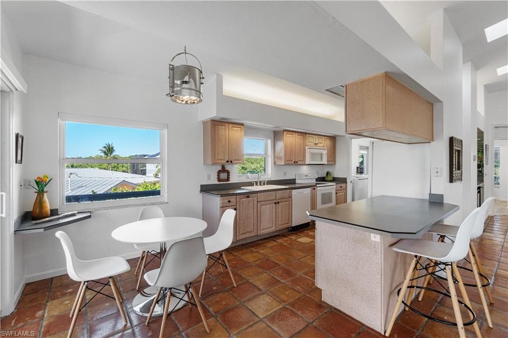 27189 Gasparilla DR-10