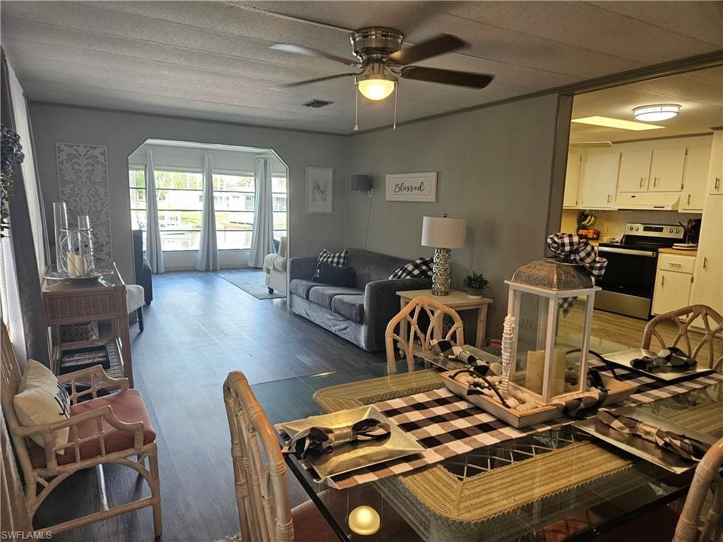 45 Aquamarine AVE # 45Q, NAPLES FL 34114-21