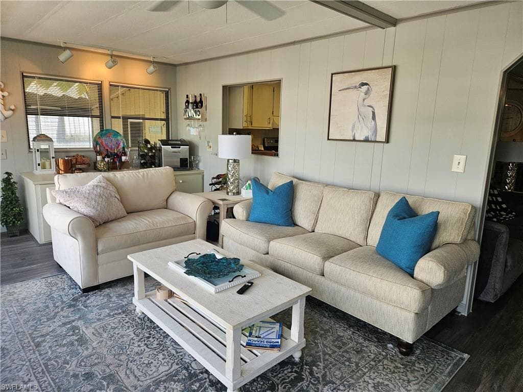 45 Aquamarine AVE # 45Q, NAPLES FL 34114-13